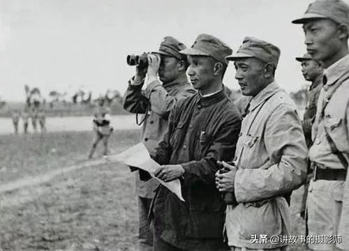 华东野战军首长是谁？
许世友回忆录《我在山东十六年》中，这样描写济南战役:
“华
