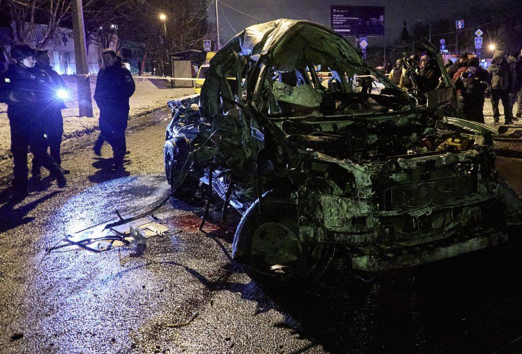 (基辅27日综合电)乌克兰官员表示，乌克兰首都基辅周六清晨遭到俄罗斯发动的大规模