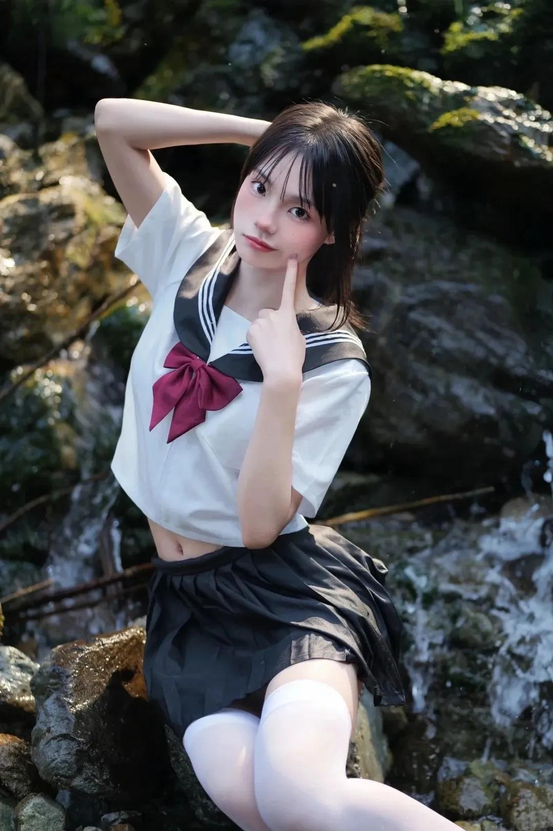 9个野外湿身拍照姿势，可爱漂亮有漫画少女感！