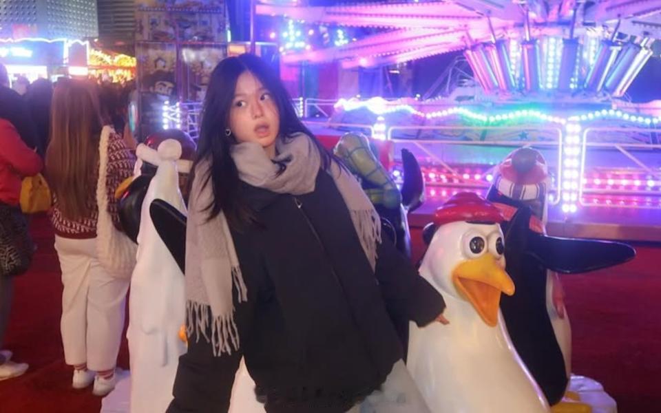 星岛：王浩信陈自瑶罕见夫妻同心 13岁女儿恋情曝光誓追究到底：考虑采法律行动两届