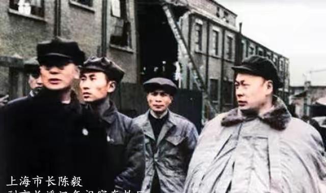1950年，被抓的军统特务罗炳乾，他供出了一名仍然在潜伏的女特务，希望以此能够戴