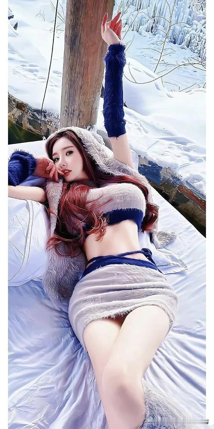 躺在雪景背景的床上，好惬意！