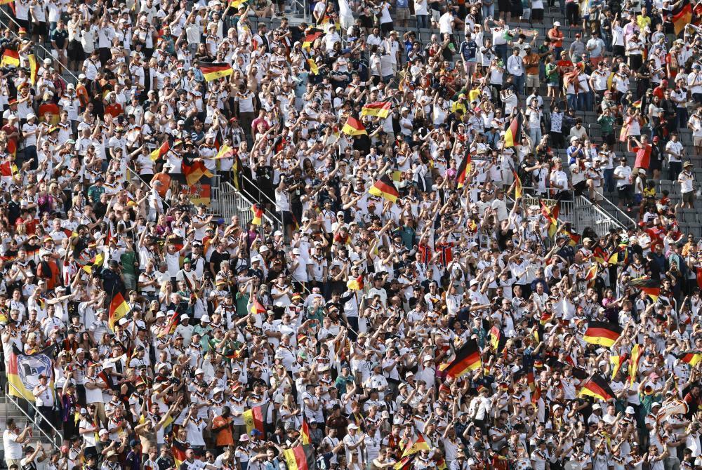 据国际足联（FIFA）官网6月21日报道，FIFA主席因凡蒂诺这样评价开赛10天