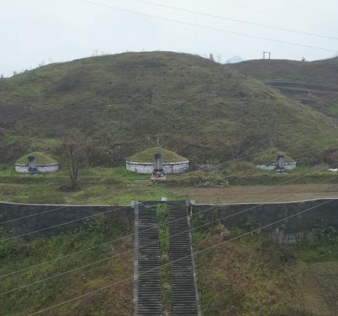 中国历史上对中华文明伤害最大的反贼，大概就是吴三桂了。他领清军入关，祸殃华夏近三