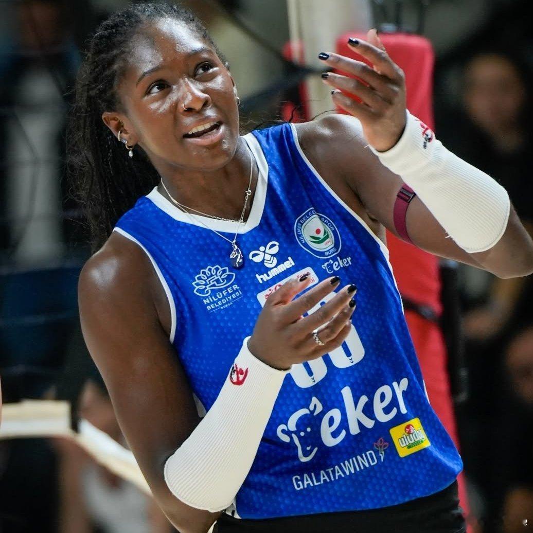 ⚡️ 土超女排联赛第6轮爆出冷门，尼吕费尔主场3比1力克伊萨奇巴希队，排名上升至