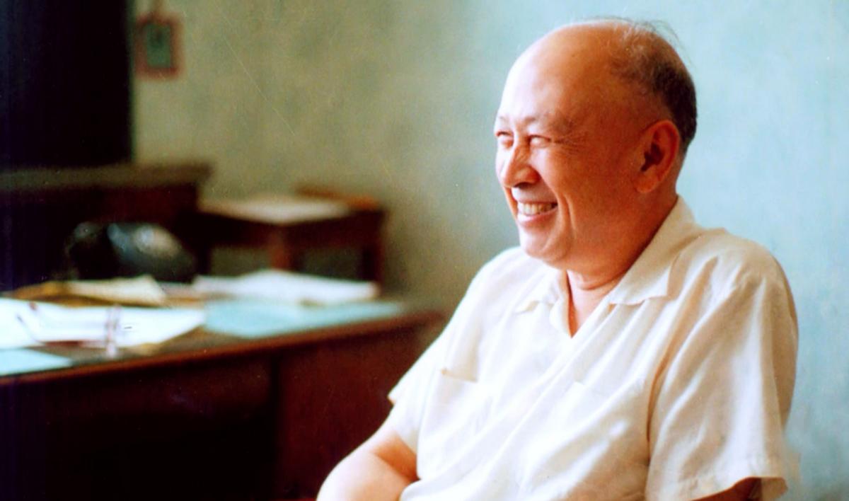 [太阳]2008年，听了一辈子收音机的钱学森，突然跟儿子说：“支个电视行不行？贵