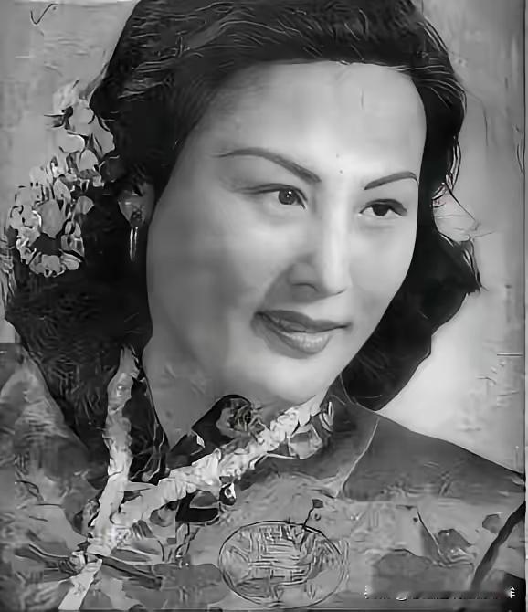 凌晨4点，2500干部被围！副司令回家探妻，400人血洒安峰山
 
1947年鲁