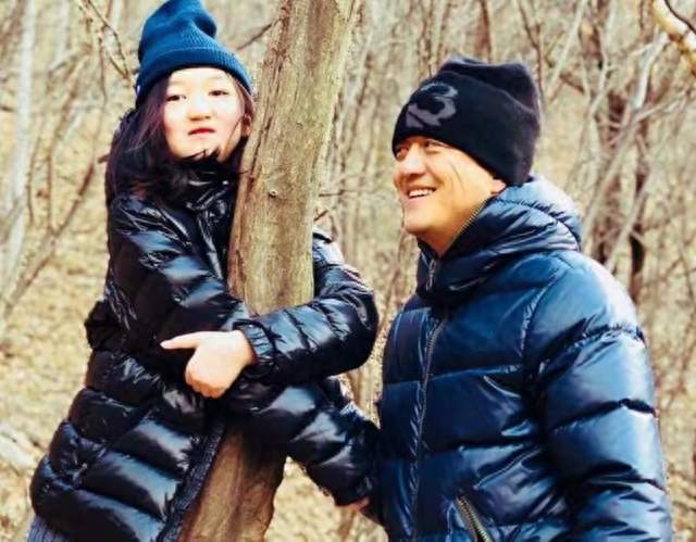百万学费换来啥？李亚鹏自曝李嫣成绩