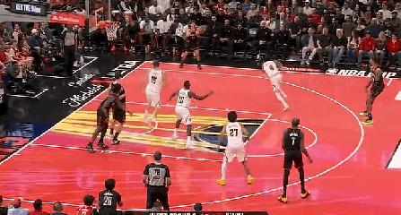 谢泼德底角三分&妙传阿门暴扣反超1分，目前已得17分2助攻

11月22日讯 N