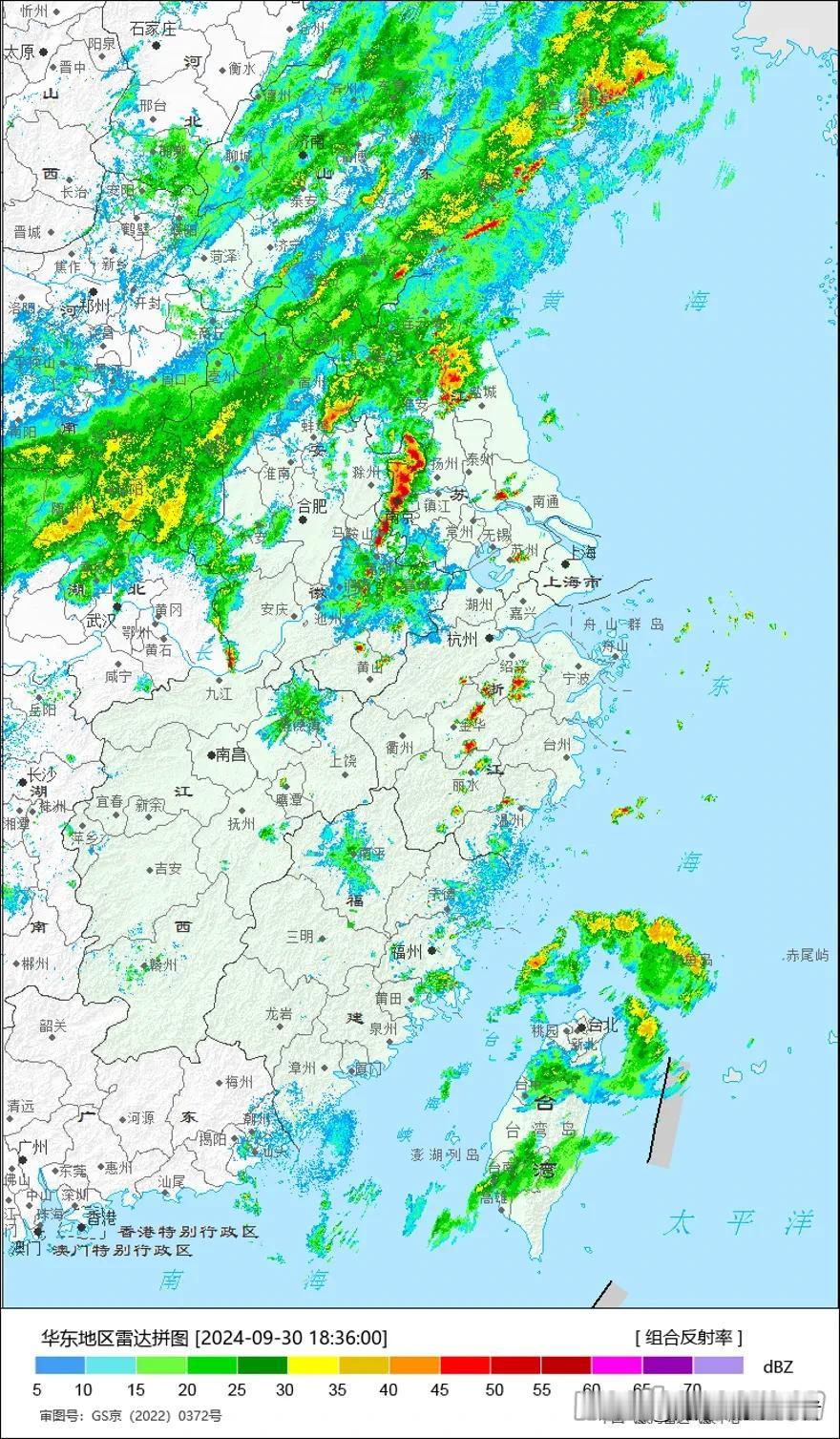 [江苏强对流]受到台风“山坨儿”的东南急流、冷空气南下影响，南京一线出现飑线，盐