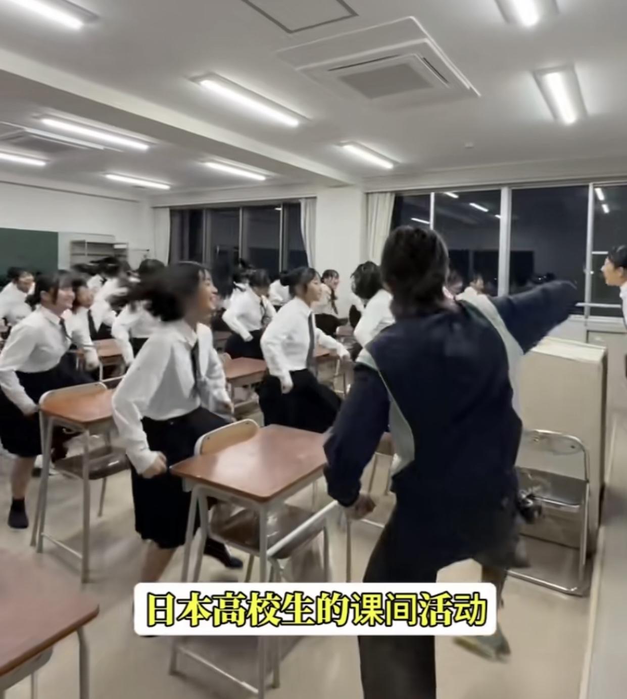 最近可能为了配合日本高小姐，明显感觉国内的日吹有点着急，看到一条配文“日本高中生