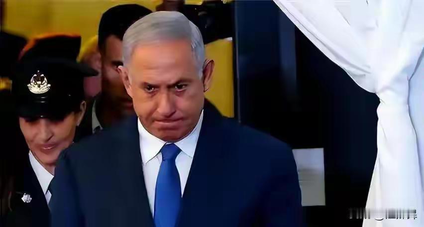 巴基斯坦出手了，其实是背后的大国出手了，
内塔尼亚胡感觉做狗的滋味不好受，被主人