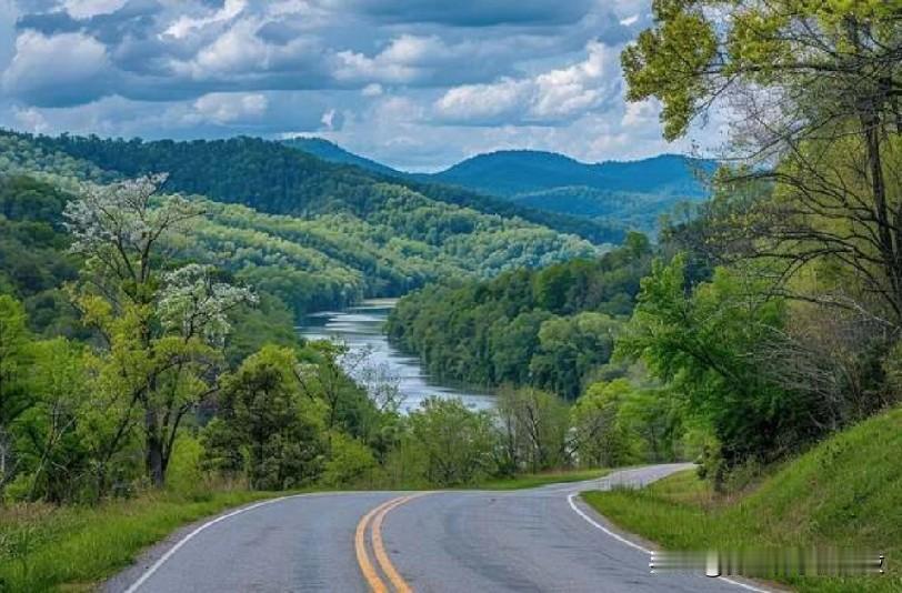 中俄进行联合空中巡逻。
路透社北京12月9日电——中国国防部在一份声明中表示，中