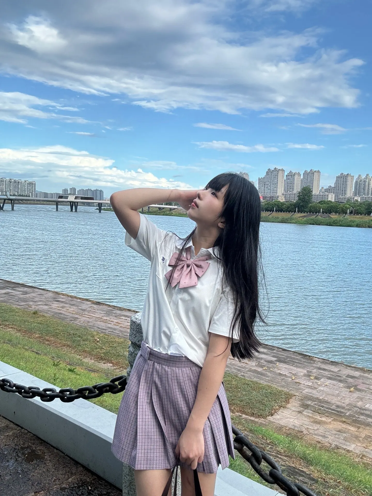 别涂脚指甲油行吗，对我胃不好。