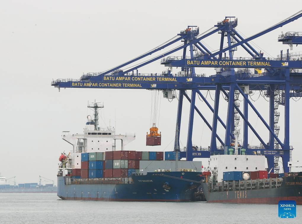 新加坡这是真急了！

新加坡外长劝中国不要绕道印尼，印尼外长当场回应：尊重历史事