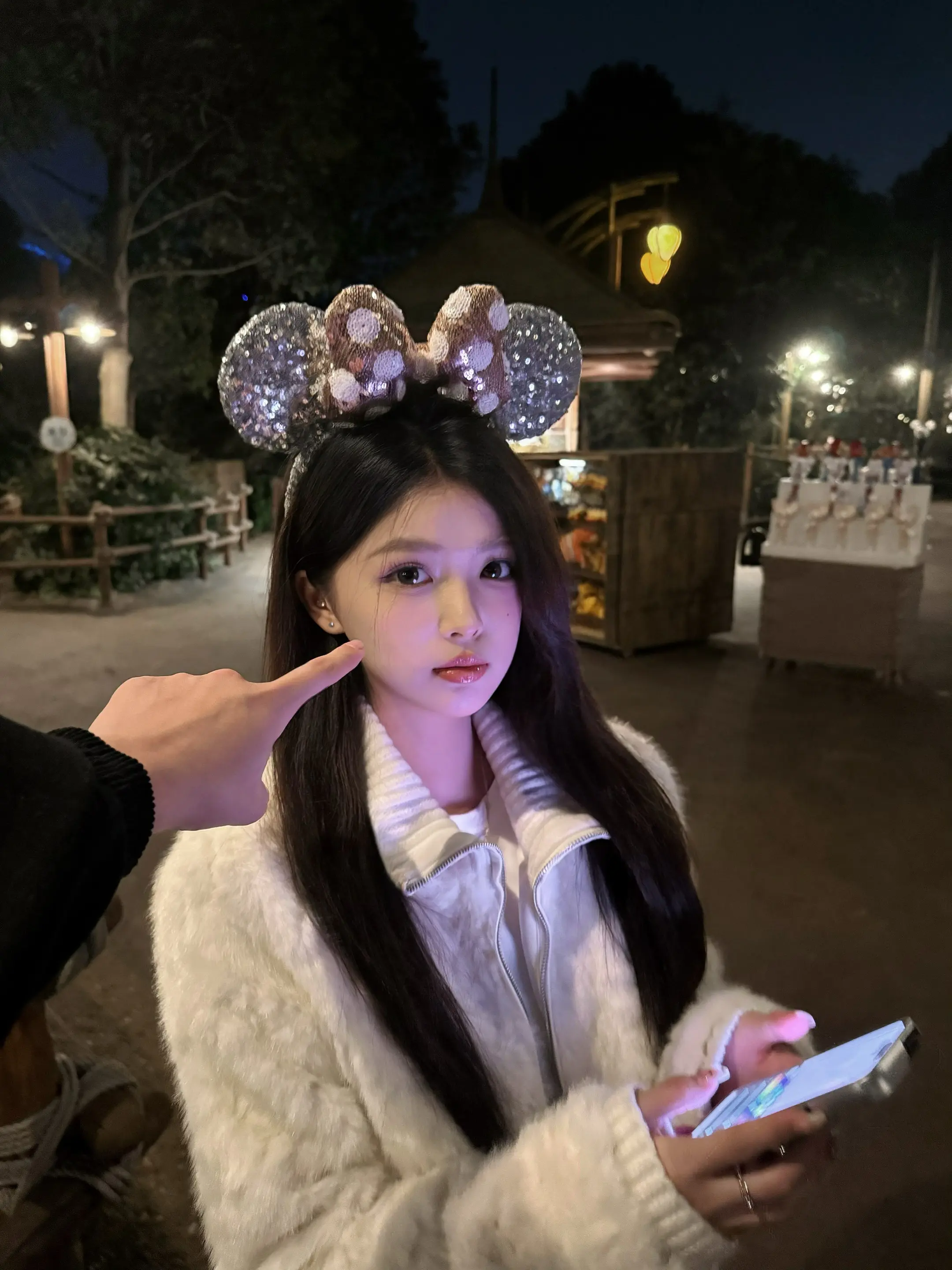 一边流泪一边搞定所有事情的可爱女人