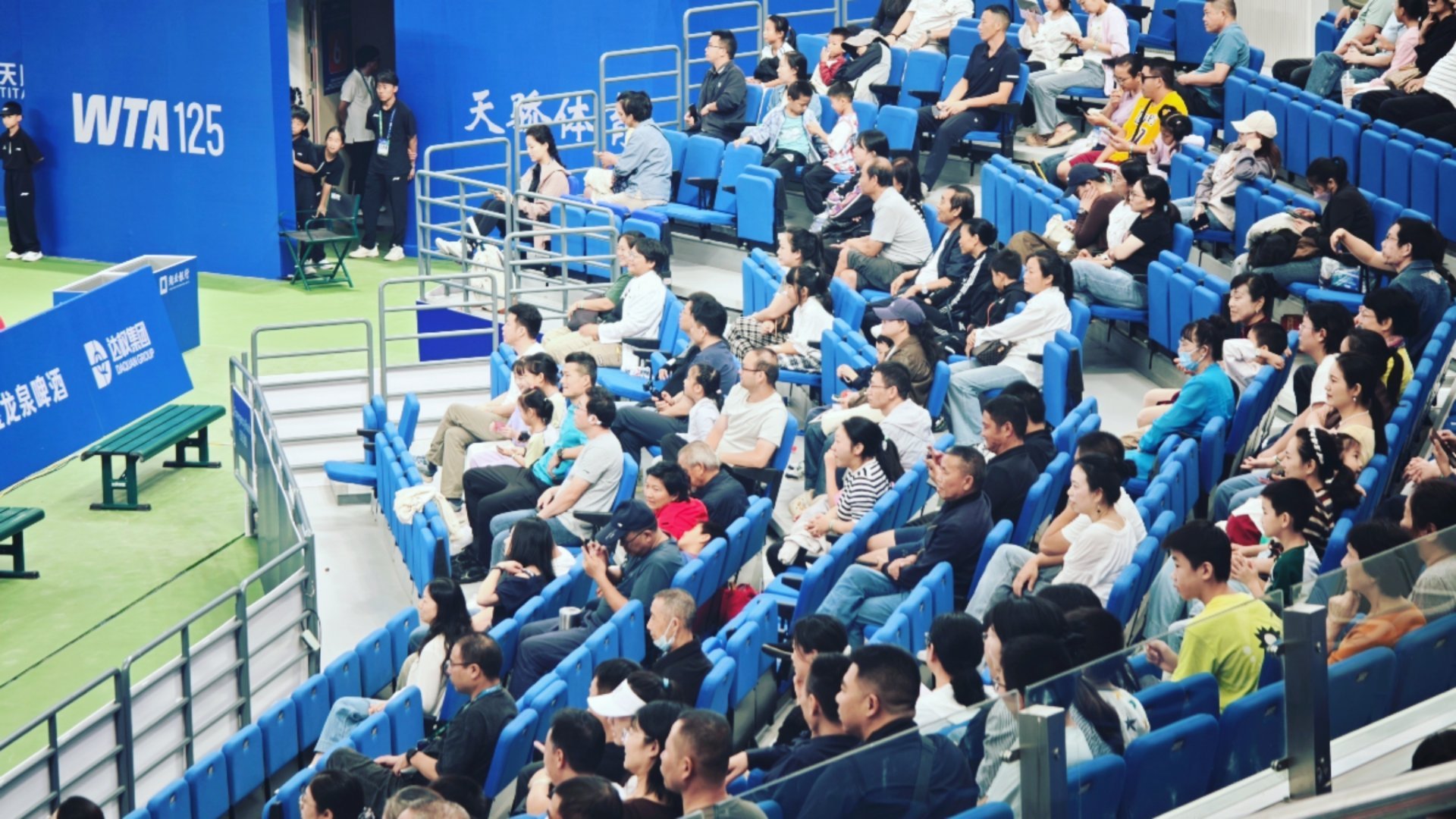 Game on🔥实地打卡京山国际网球中心中心球场🎾蓝色看台氛围感拉满，WTA