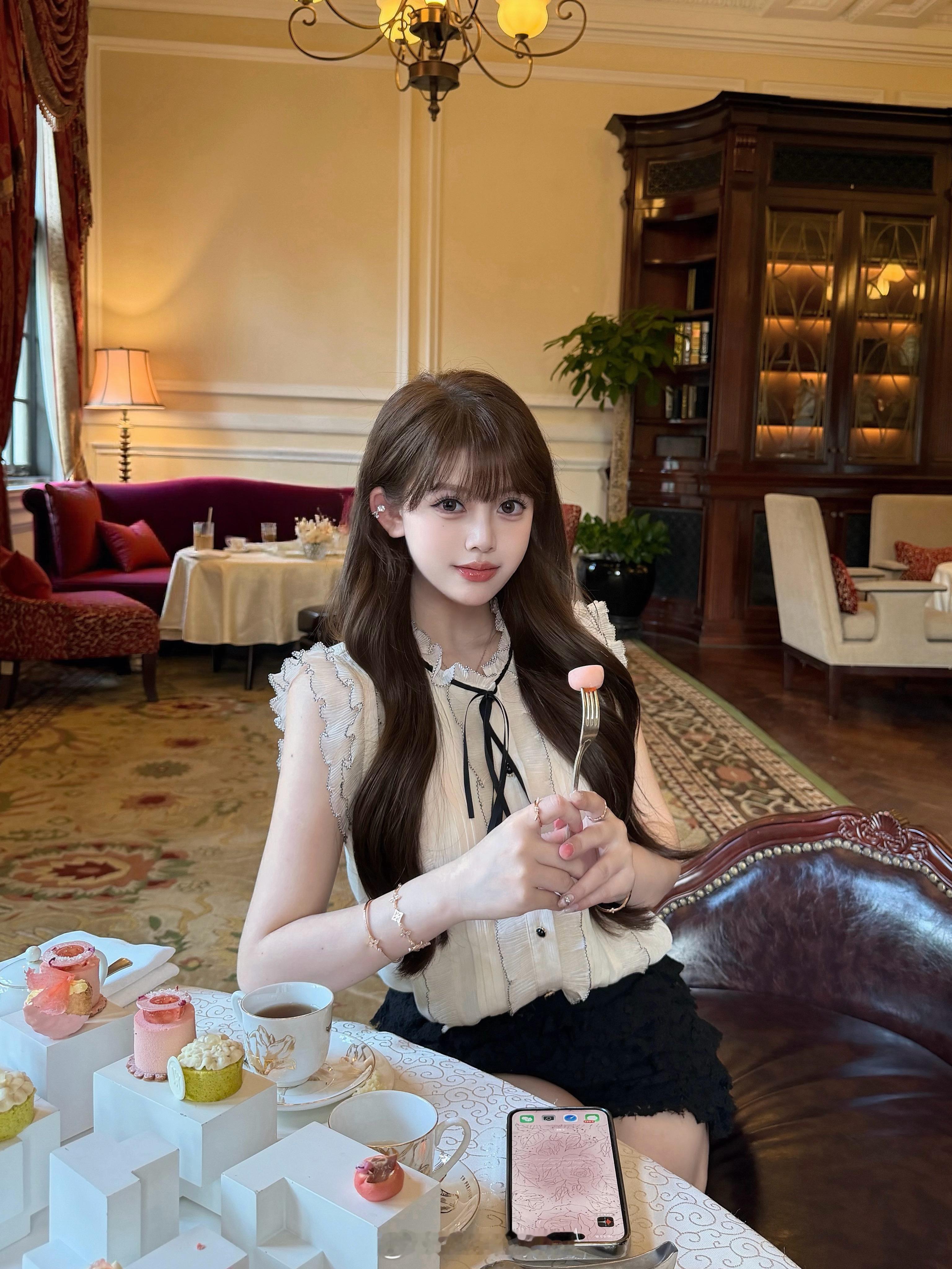 𝗪𝗲𝗲𝗸𝗲𝗻𝗱☕️来上海喝下午茶华尔道夫果然好好拍呀！ 上海