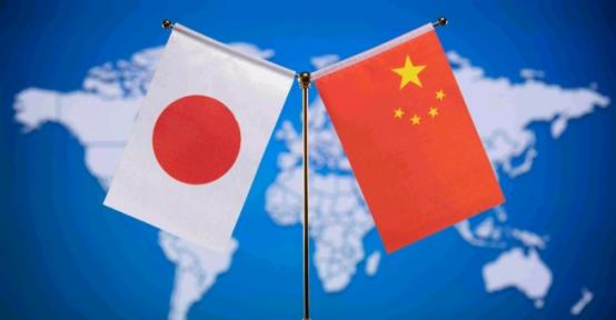 俄媒全程紧盯直呼大变天！日本菲律宾私下勾结妄图私分我国台东海域还屡次海上滋事，中