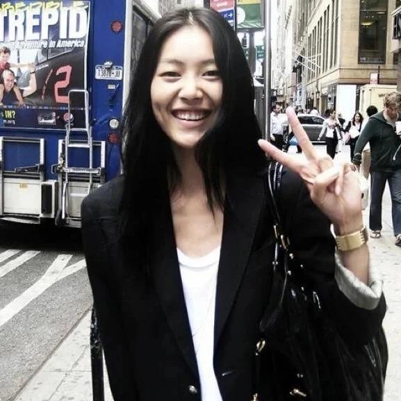 刘雯 避嫌 大家都是独立的人好吗，遇到刘雯这种支持男方事业不下场贴脸的女人就别挑