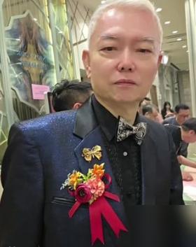 林江，是向华炎的大总管。在新义安有句话：“向家天下，林家打”。
​
这句话把新义