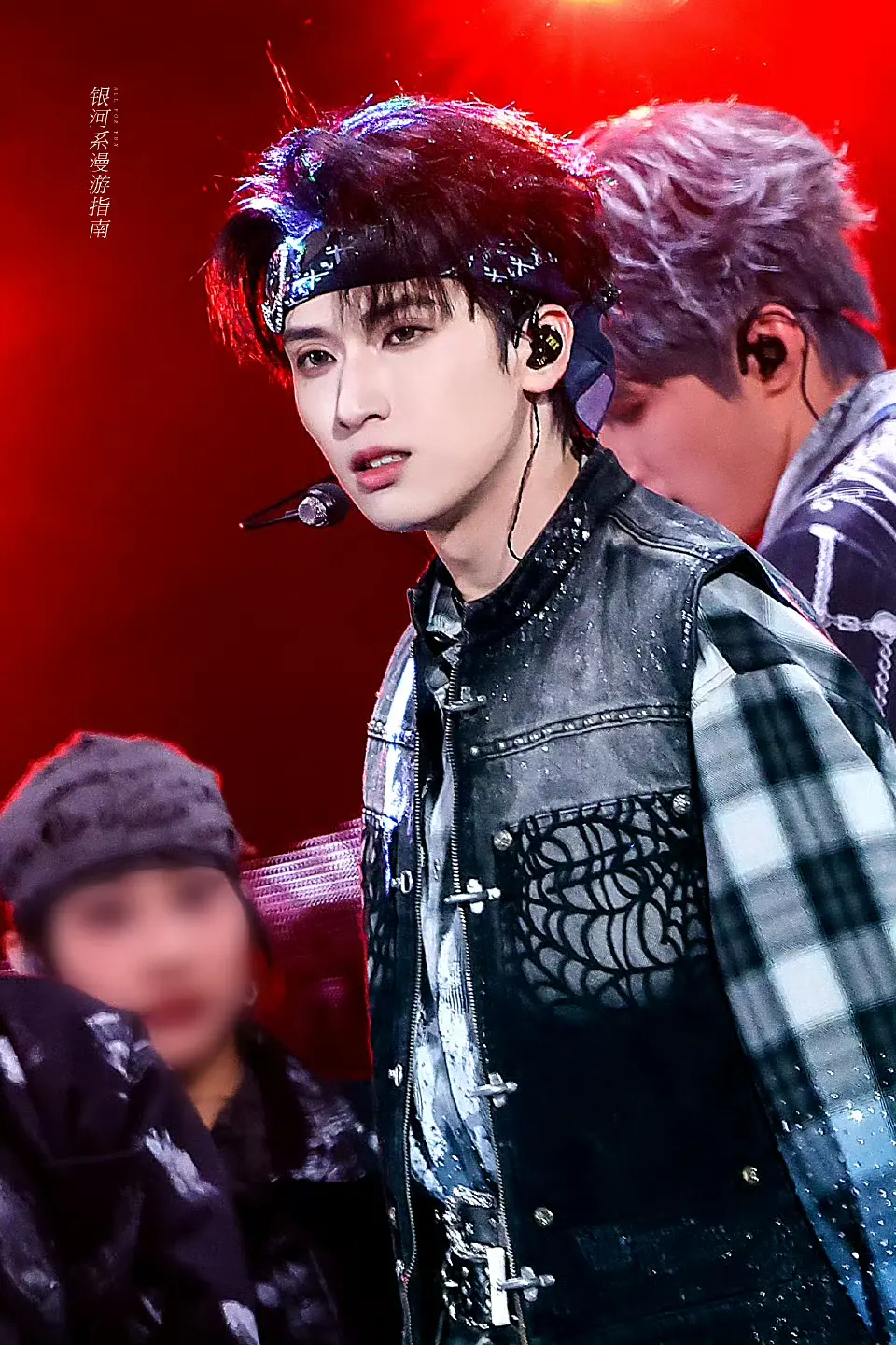 “感情这件事确实没什么逻辑道理。”                       