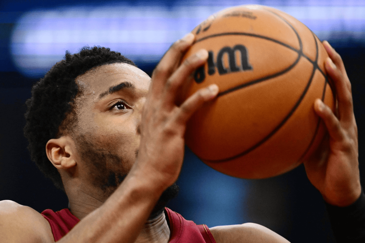 NBA高管：骑士在季后赛能走多远，就取决于米切尔的得分能力