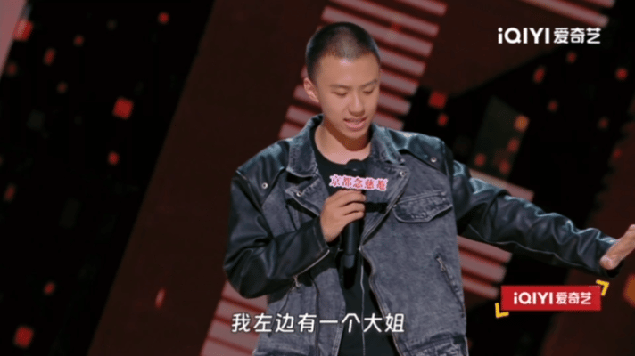 #艺人身份赋能营销师# 听付航在节目里面讲述自己的工作经历也太好笑了！原来还有这