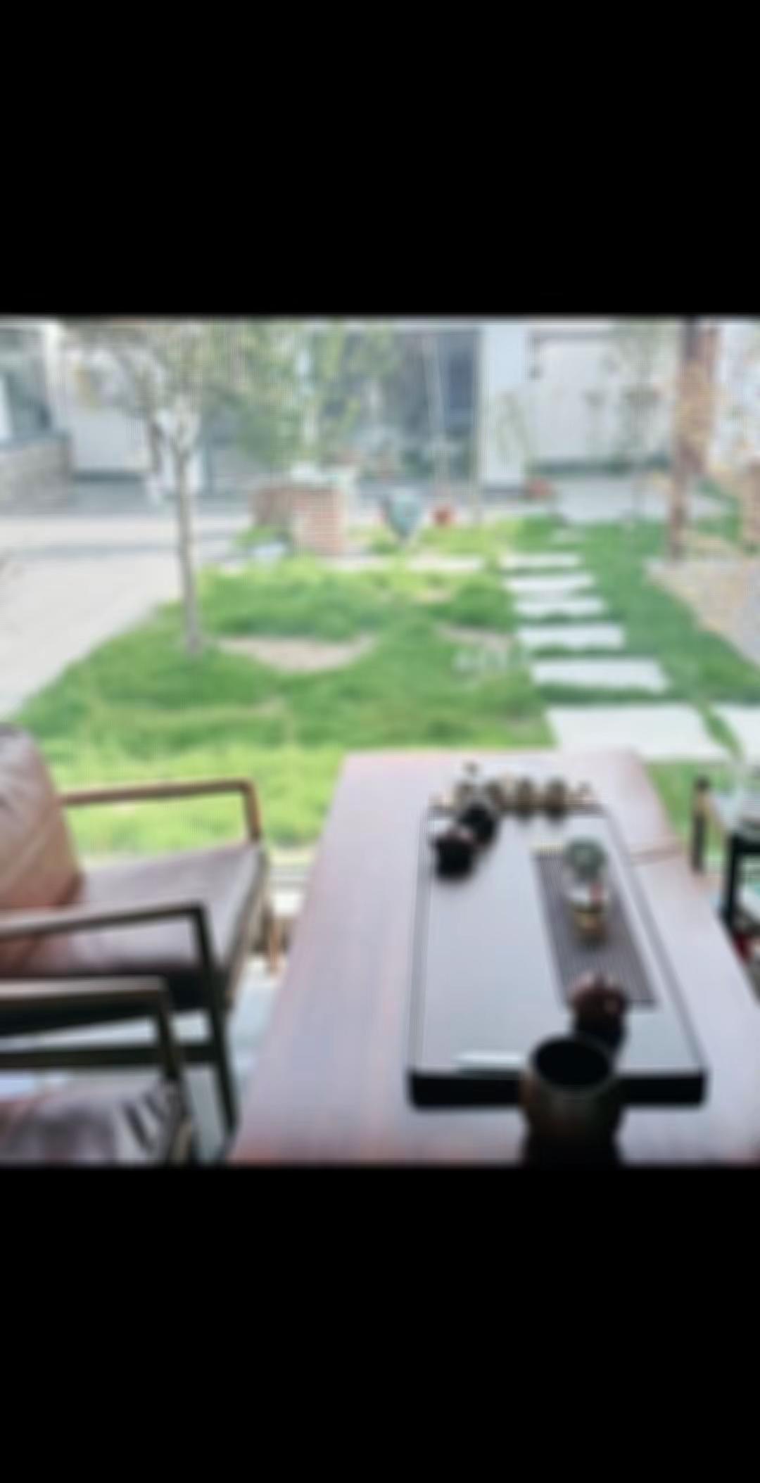 “朝夕莫忘亲命语，晨昏须荐祖宗香”