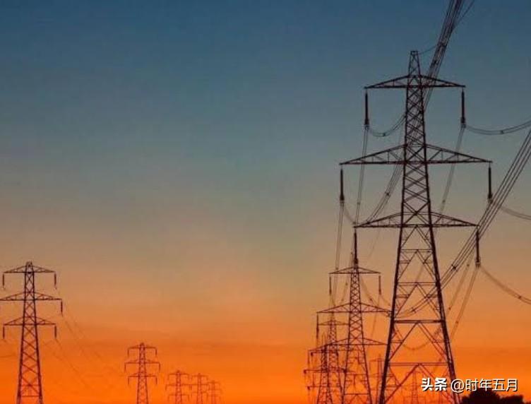 🔻国土报报道：美国准备对伊朗战争发动“最后一击”，意图占领岛屿、扣押油轮。
?