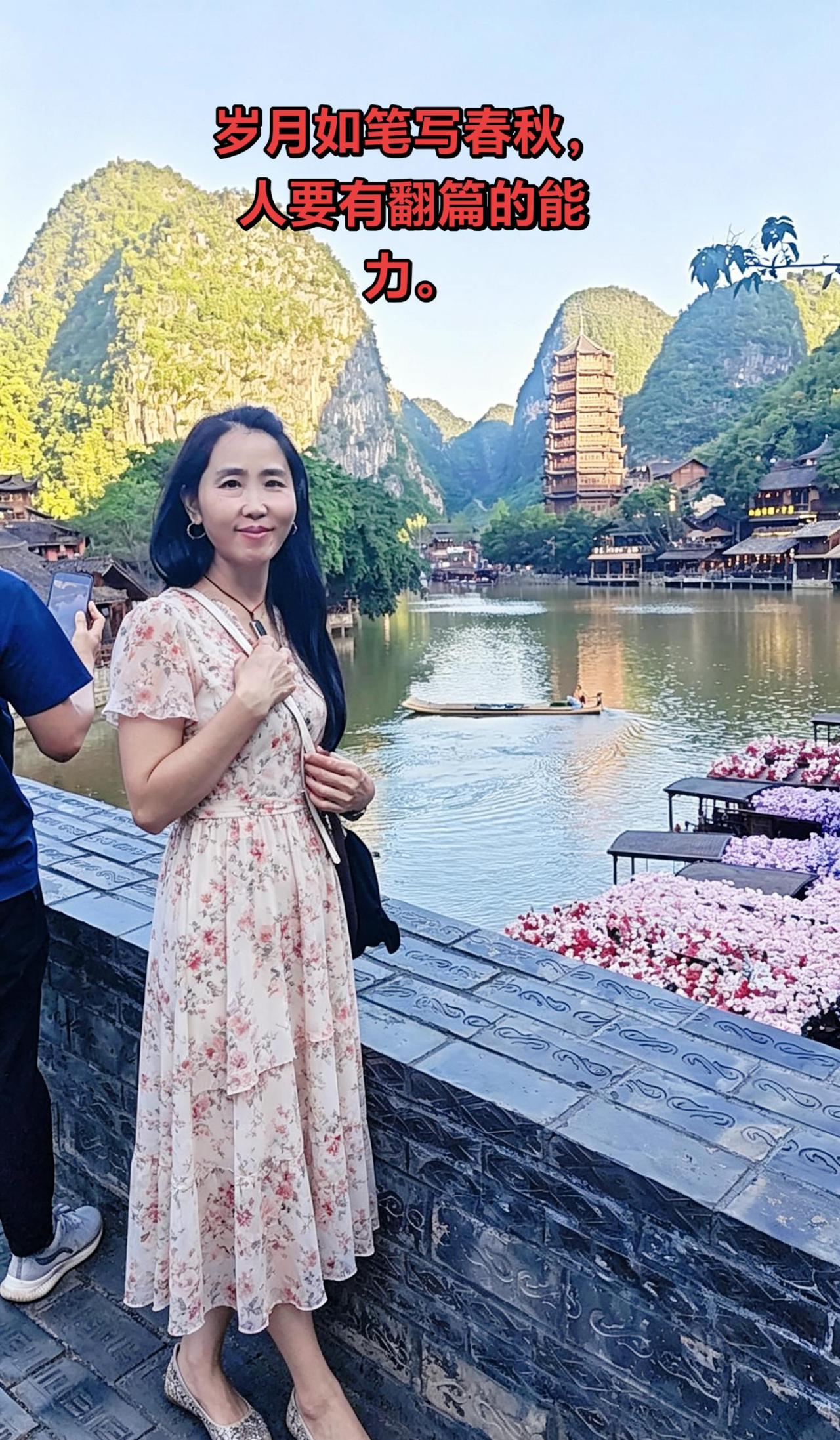 别划走。现在深呼吸一次——是不是觉得肩膀有点沉？
其实这个世界，没有真正快乐的人