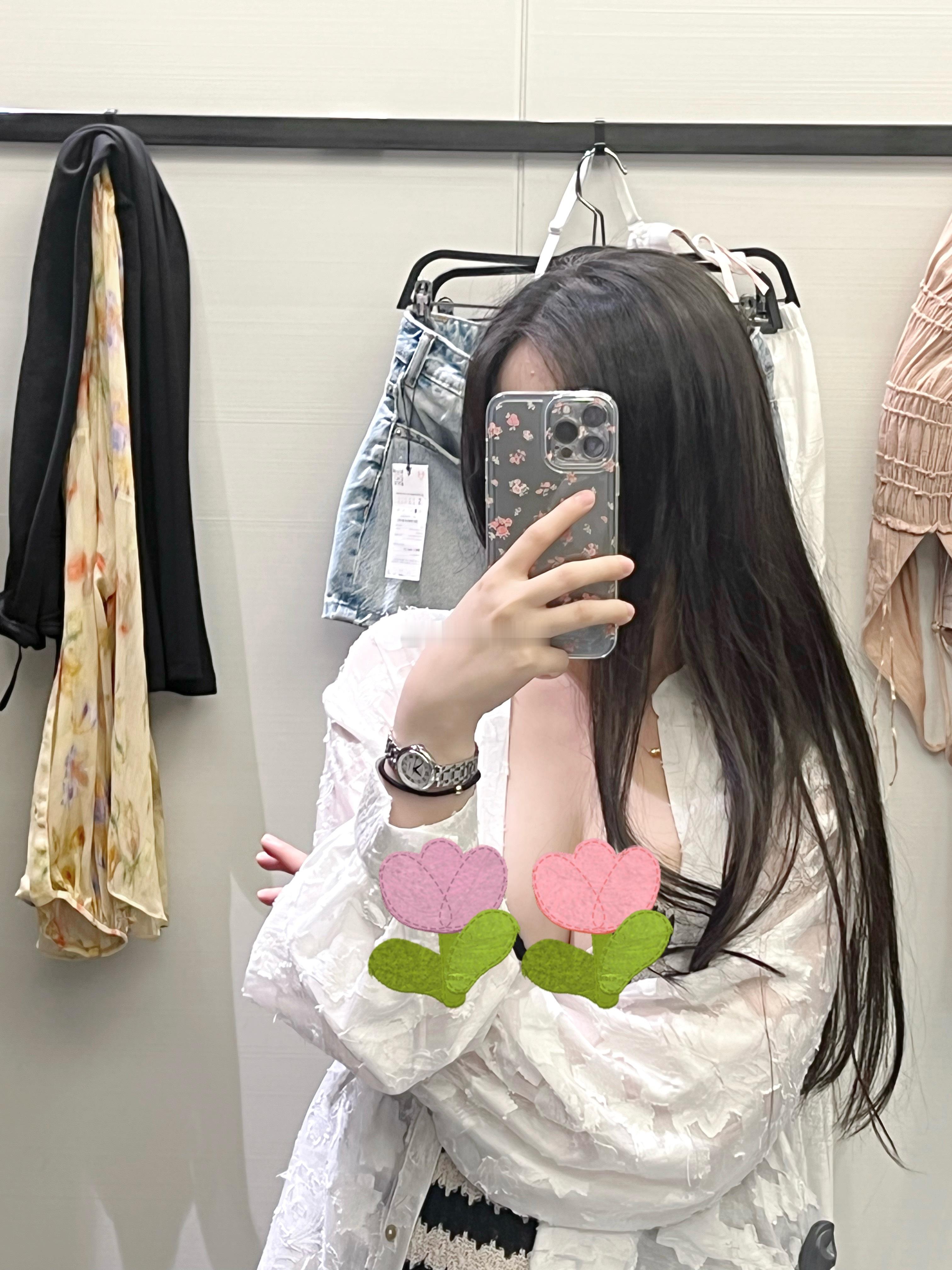 👗 ​​​