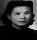 农民锄地意外挖出戴手铐的女遗骨，鉴定后确定，她就是中央苦苦寻找的人！1975年，