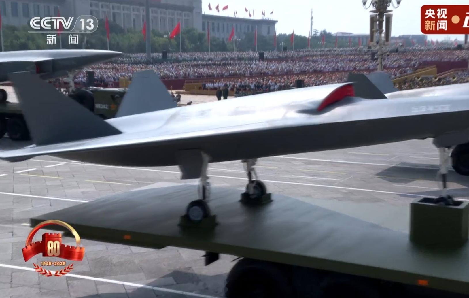 关注我九三看更多九三阅兵解读阅兵 制空作战无人机哈哈哈谁能想到啊，美国人的CCA