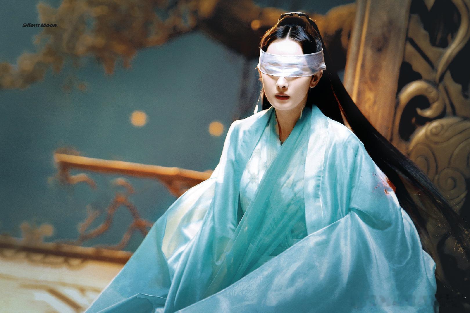 最近重看三生，白浅衣服的纱用的太好了，飘逸轻柔，仙气十足。而且剧中青丘民风淳朴，