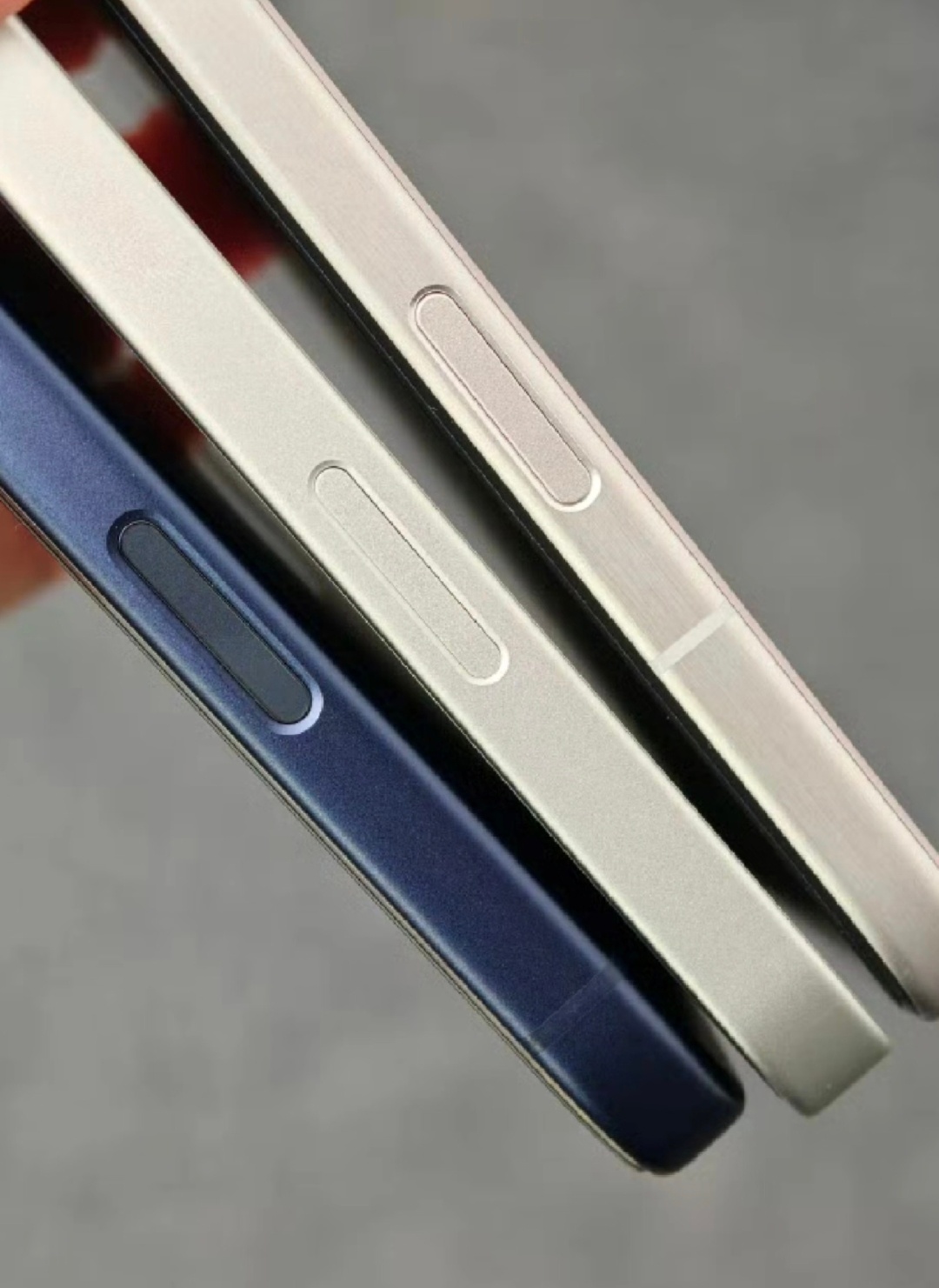 iPhone没有一个按键是多余的如果我说iPhone的拍照键有点多余呢，17PM