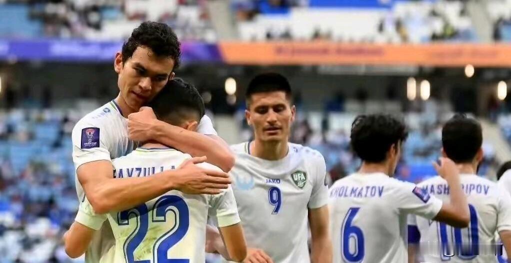 在中国和伊朗的联合绞杀下，小日本终于滚回家了，好开心，今晚睡个好觉。。#亚洲杯#