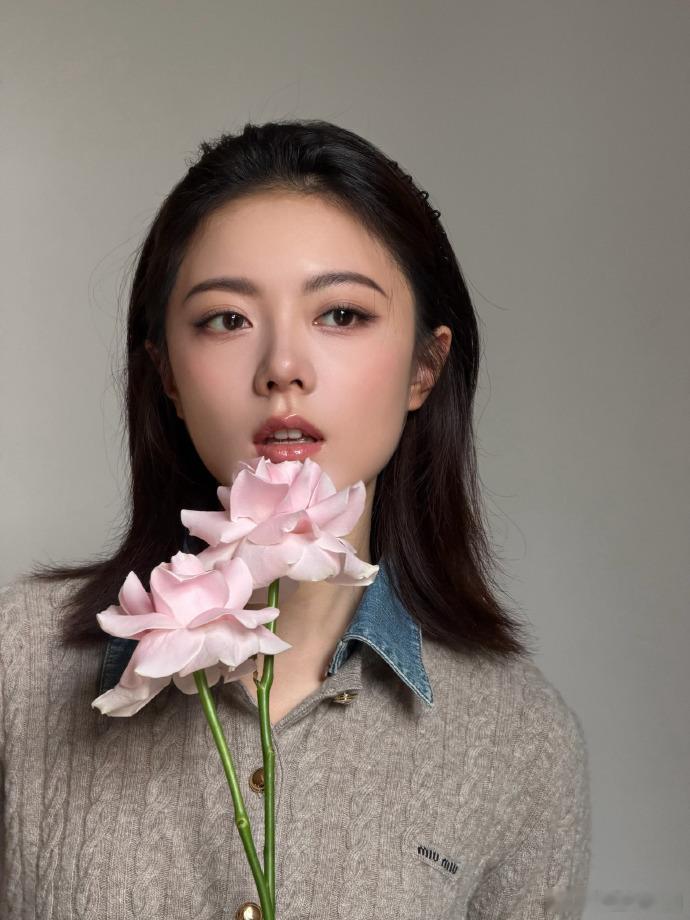 赵今麦学姐你太美好了赵今麦这组图美的好清丽，学姐，你太美好了赵今麦美的好清丽