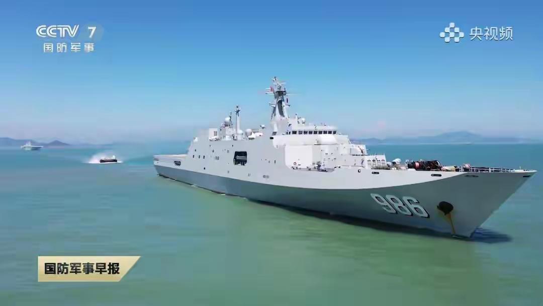 国产激光战舰首次公开！搭载燎原-1激光器的四明山舰有多强？

在10月3日的CC