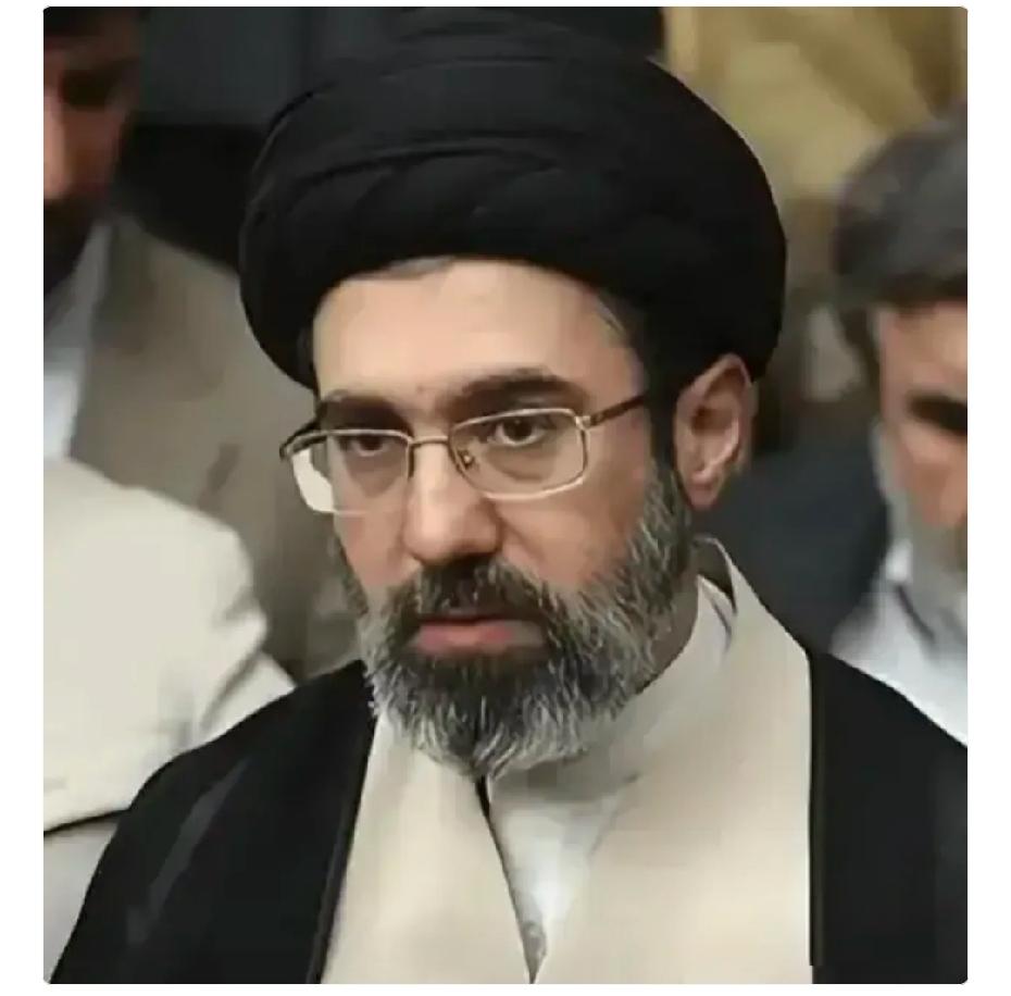 伊朗中计了！
伊朗又一次赢得了与美国的谈判，不仅获得了3000亿美元重建计划，还