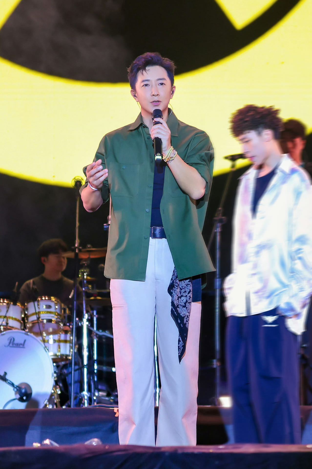 那个占据了我整个青春，mp3里的男人！韩庚这么多年过去了还是那么夯韩庚广州站歌迷