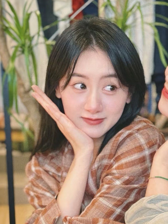 存多点星星，都发给最爱的袁冰妍 ~[春游家族]​​​