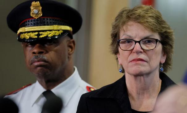 美国布朗大学疑犯已亡，初步调查结果显示他死于自杀。

警方称，经过六天的搜捕，布