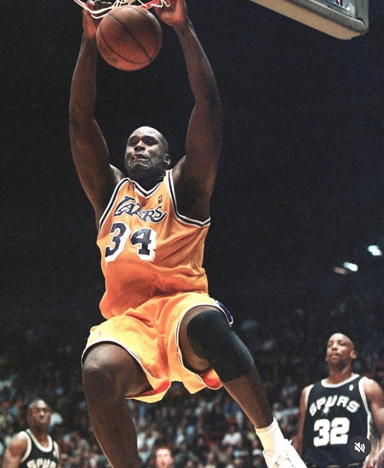 篮天下 1999年的“大人物”们，一个不同的时代！Images via time