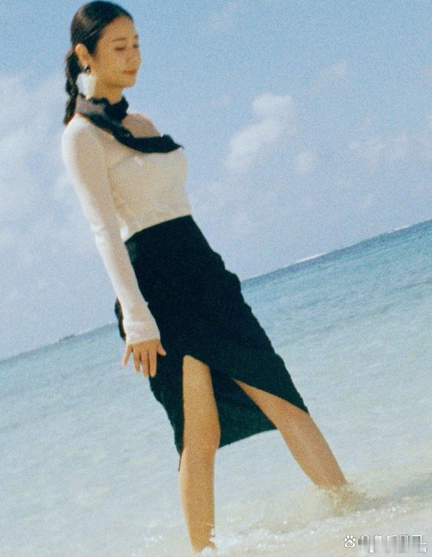 林心如这股顶级韵味，呼之欲出了！让人赏心悦目哈！ ​​​