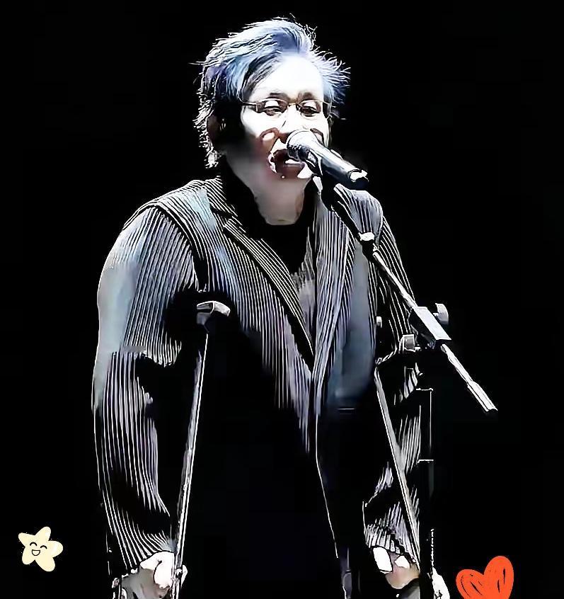 郑智化一觉醒来懵了！
​他怎么也想不到，坐个飞机而已，竟然把18年前的老底都扒出