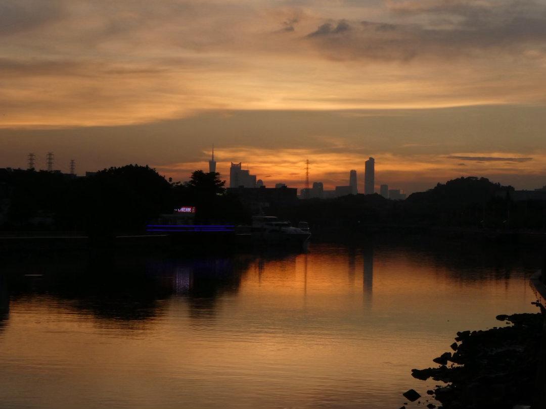 广州日落🌅，拍摄于黄埔长洲岛黄昏落日夕阳 松下ZS99 广州·优文电子科技(广