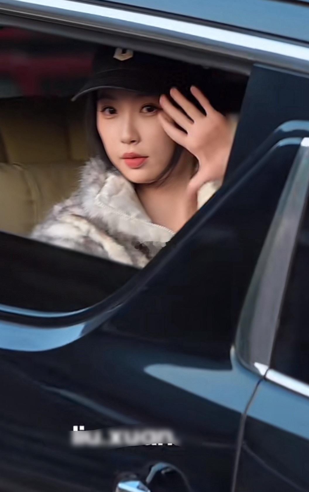 这一刻我理解为什么喜欢戴口罩了 