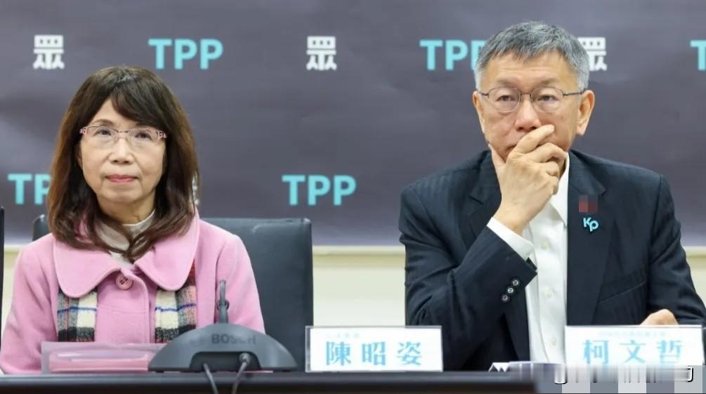 柯文哲自爆拿陈昭姿的生殖法案换军购，柯建铭不同意。可是陈昭姿立刻跳出来解释，说自