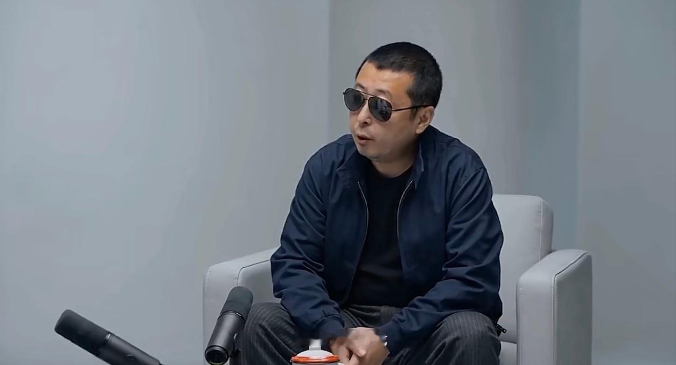 监制不出演，全靠AI生成！贾樟柯携手Seedance带来贺岁短片，一真一幻双形象